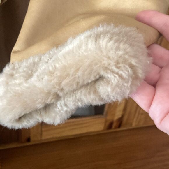 Vintage Guess Genuine Leather Faux Fur Three Button Jacket Size Medium - Picture 12 of 15